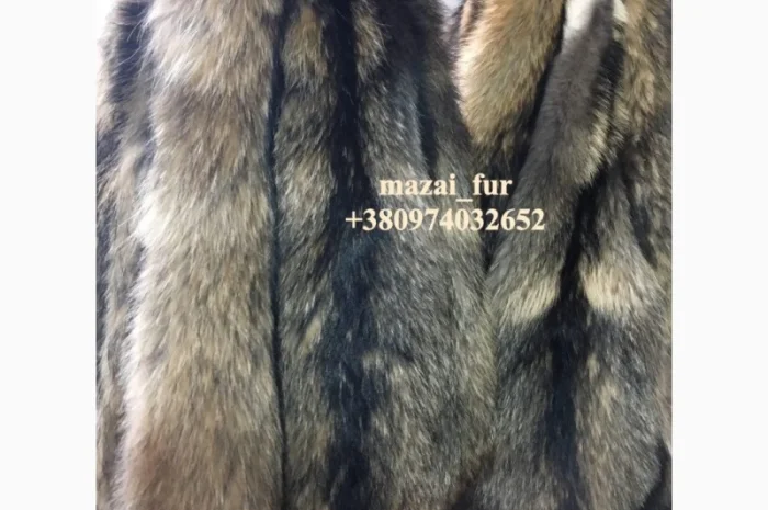 Зимние шкуры енота в продаже- фото № 1