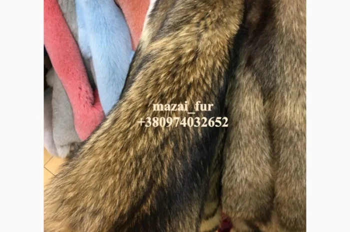 Зимние шкуры енота в продаже- фото № 6