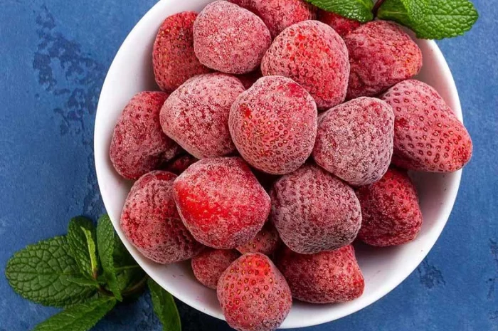 Пропонується заморожена полуниця 1-го сорту (шокова заморозка)- фото № 1