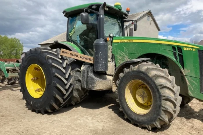 Оригинальные диски (спарка) на Джон Дир DW 23×42 под шину 710/70R42 или 710/75R42- фото № 2