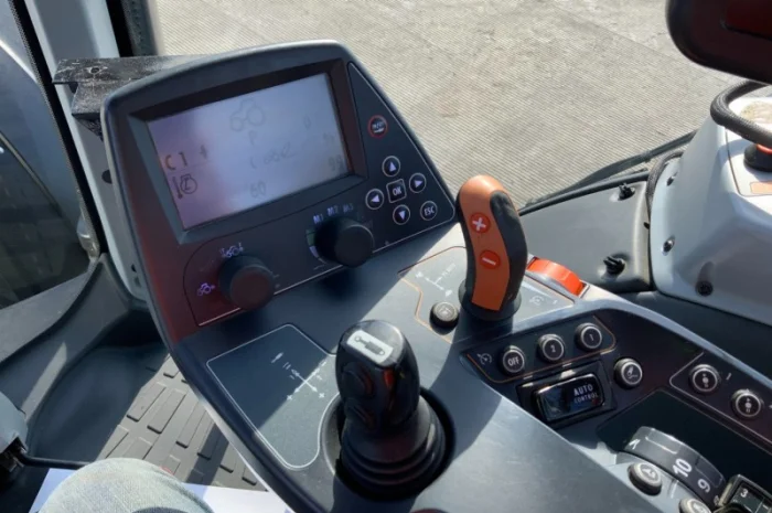Valtra T234 Versu Twin Trac 2015 р- фото № 10