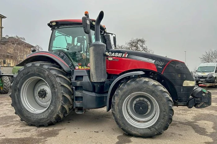 Case IH Magnum 340 CVX 2017 рік- фото № 1