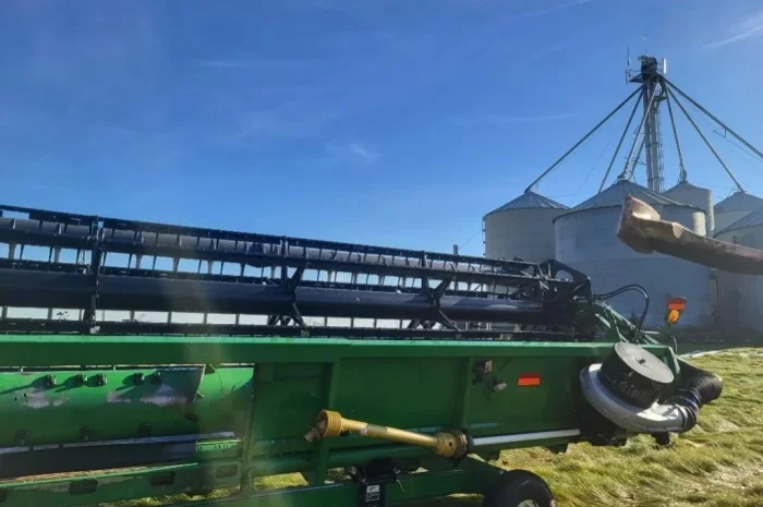Жатка флекс John Deere 630F Hydraflex шириною 9 метрів- фото № 3