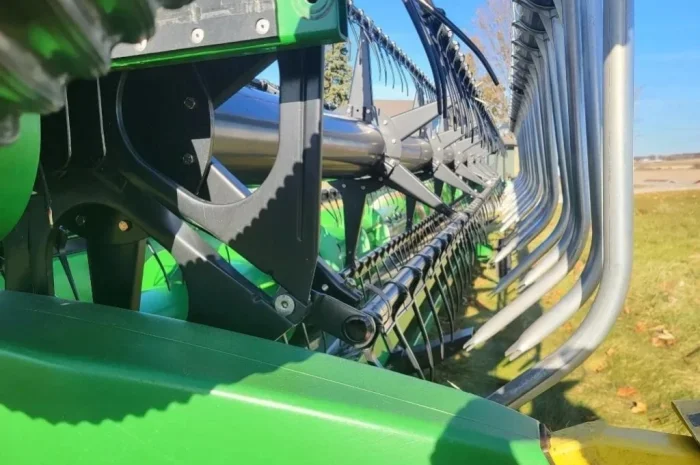 Жатка флекс John Deere 630F Hydraflex шириною 9 метрів- фото № 8