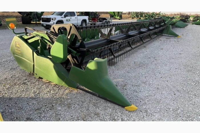 Жниварка John Deere 630 F Hydraflex шириною 9 метрів- фото № 3