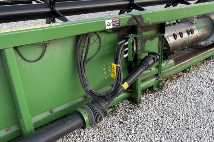 Жниварка John Deere 630 F Hydraflex шириною 9 метрів- фото № 4