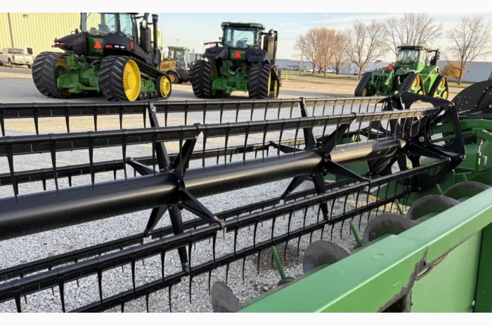Жниварка John Deere 630 F Hydraflex шириною 9 метрів- фото № 8
