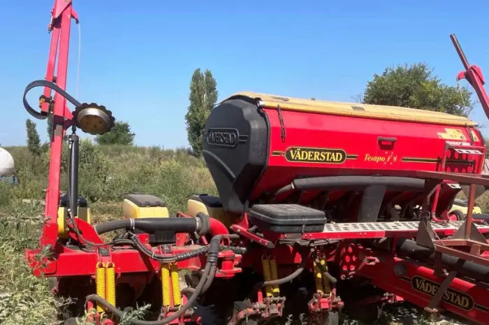 Сівалка точного висіву Vaderstad Tempo F8- фото № 5