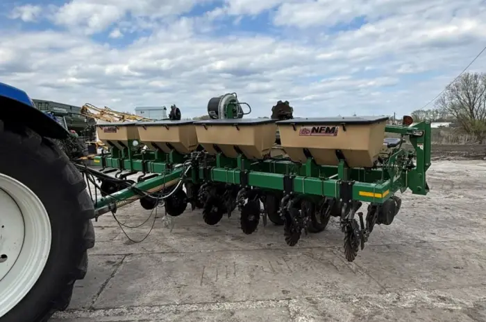 Сівалка точного висіву Great Plains YP825A-0870- фото № 19