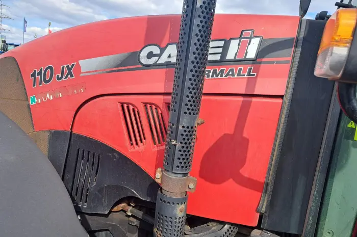 Трактор Case IH  110 JX- фото № 4