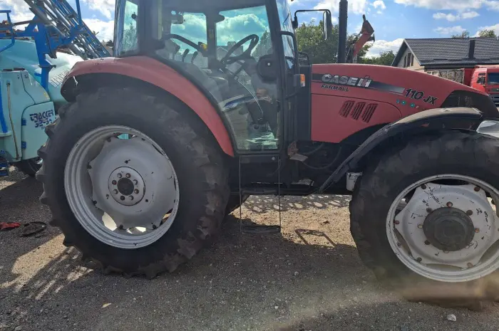 Трактор Case IH  110 JX- фото № 7